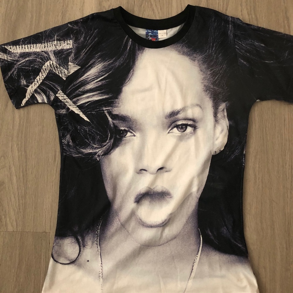Rhianna Smoking Shirt